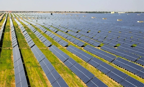 Why Durable Solar Panel Designs Matter for Long-Term Commercial ROI